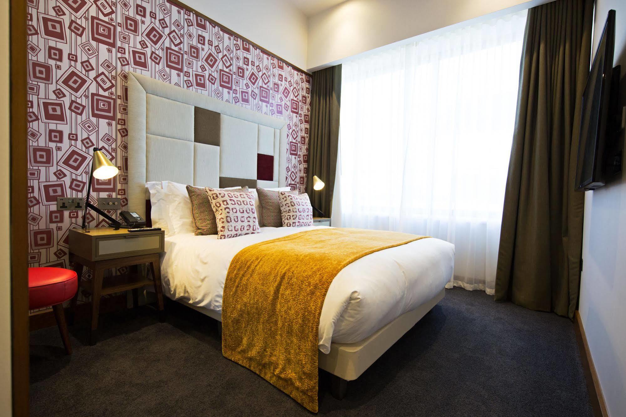 Devonshire Club & Hotel Лондон Екстериор снимка