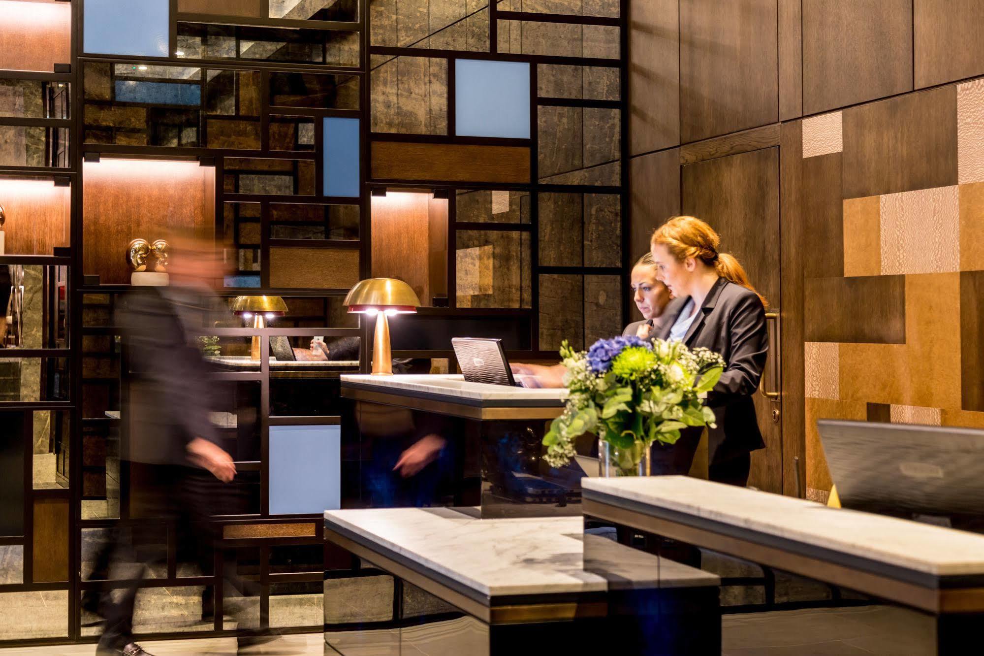 Devonshire Club & Hotel Лондон Екстериор снимка