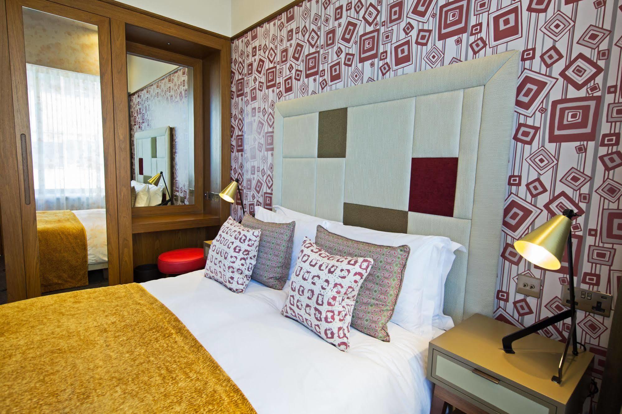 Devonshire Club & Hotel Лондон Екстериор снимка